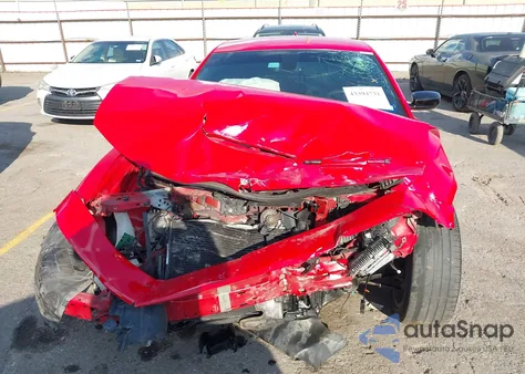 2019 Dodge Charger R/T Rwd z USA, uszkodzony, nr VIN 2C3CDXCT7KH575859